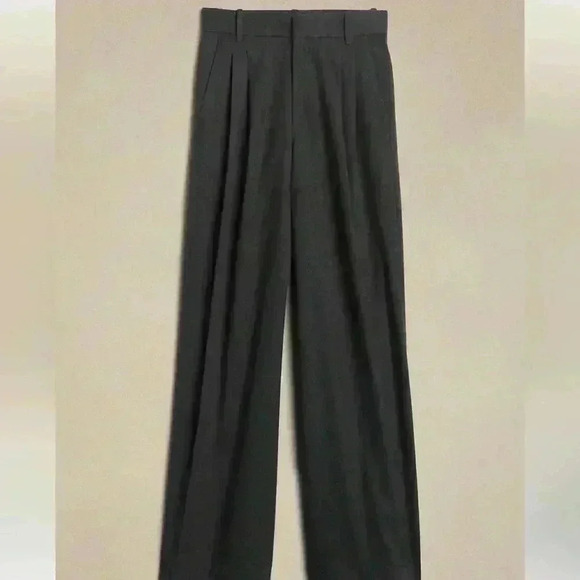 Banana Republic WIDE-LEG FLANNEL TROUSER - Picture 4 of 5